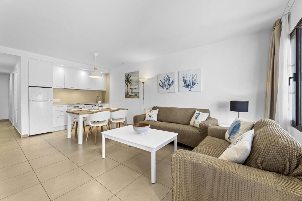Casahost Bastian Boutique I Seaview Daire Costa Teguise Dış mekan fotoğraf